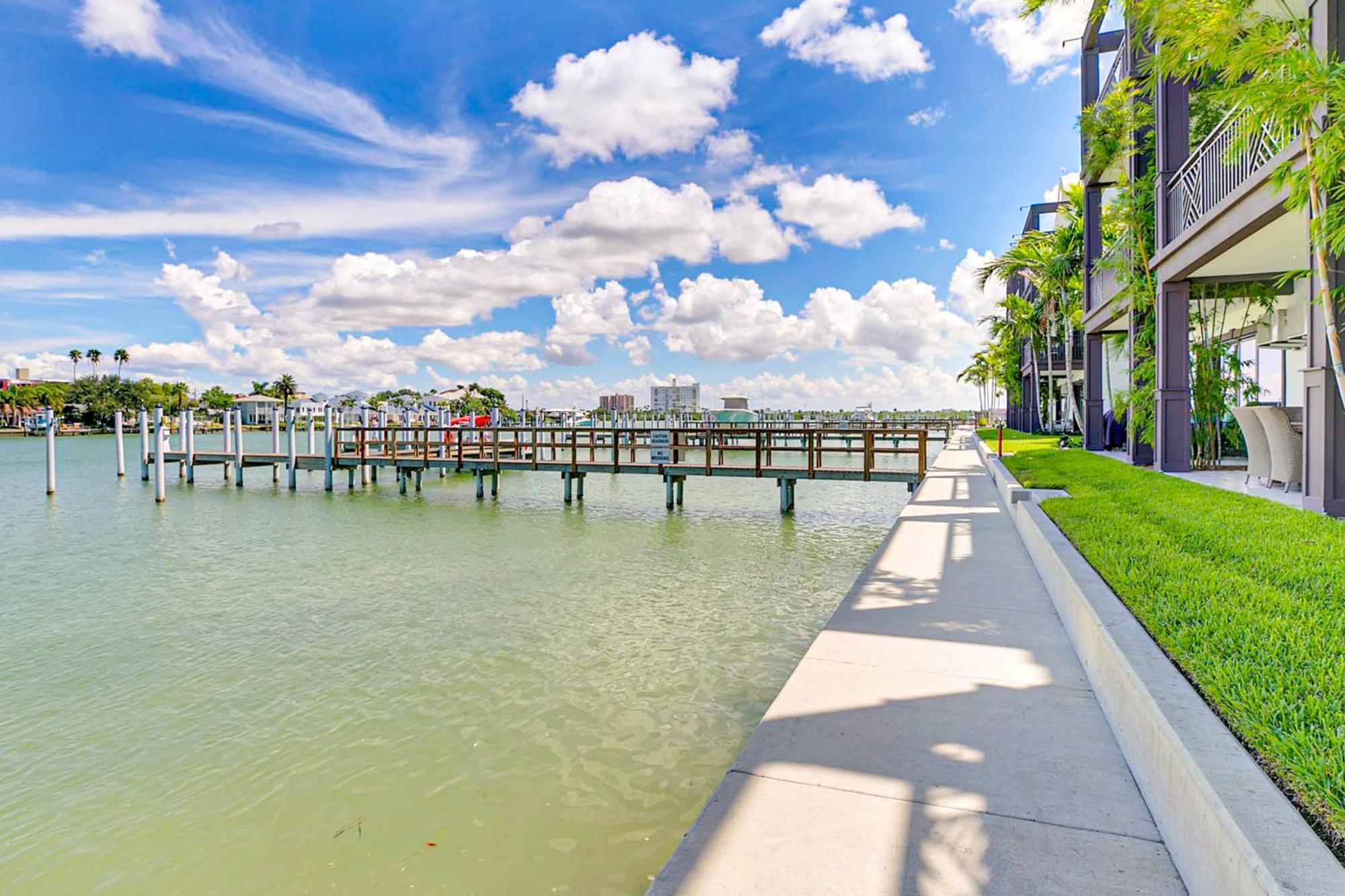Villa Brightwater Blue Clearwater Beach Habitación foto